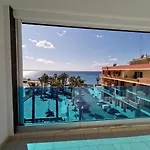 Delfino Fronte Mare Apartment