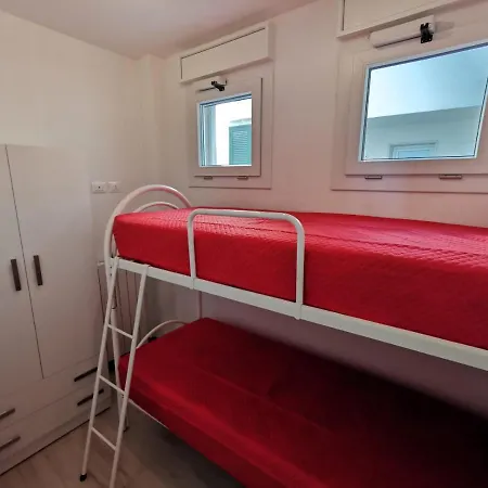 Delfino Fronte Mare Appartement *