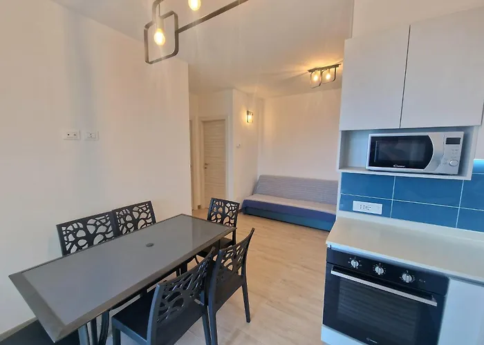 Delfino Fronte Mare Apartment