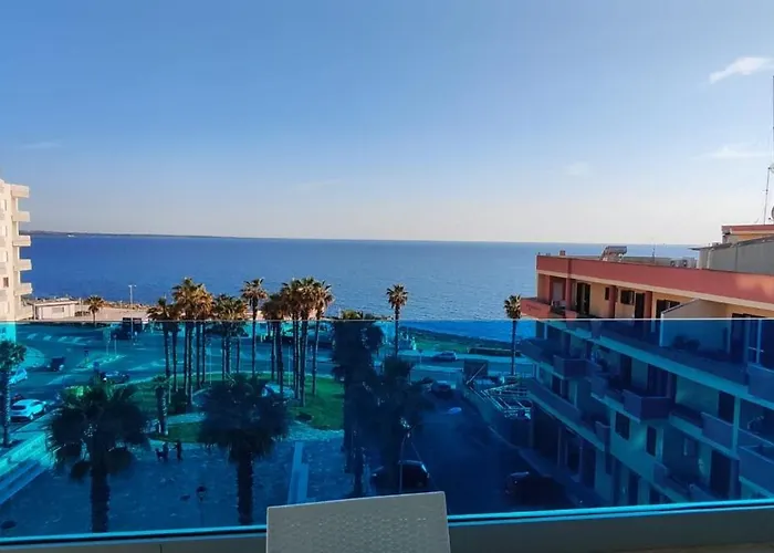 Delfino Fronte Mare Gallipoli